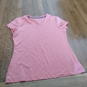 pink athletic tee from moret ultra size medium